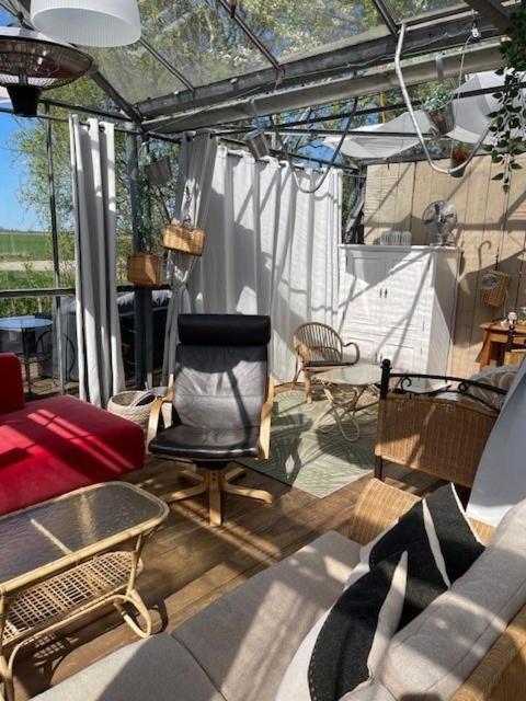 Vrijstaande Accommodatie Glamping De Kas Inn Hank Экстерьер фото