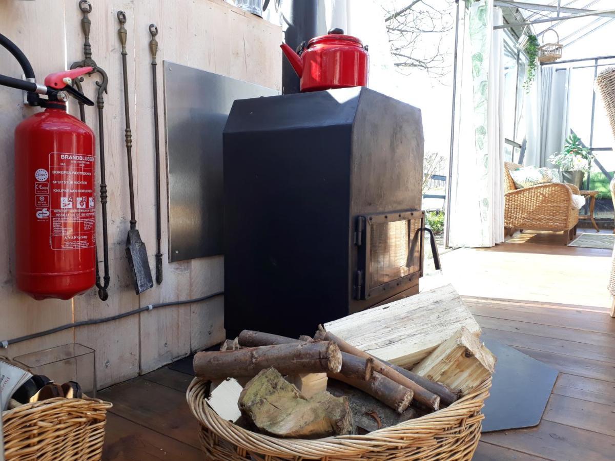 Vrijstaande Accommodatie Glamping De Kas Inn Hank Экстерьер фото